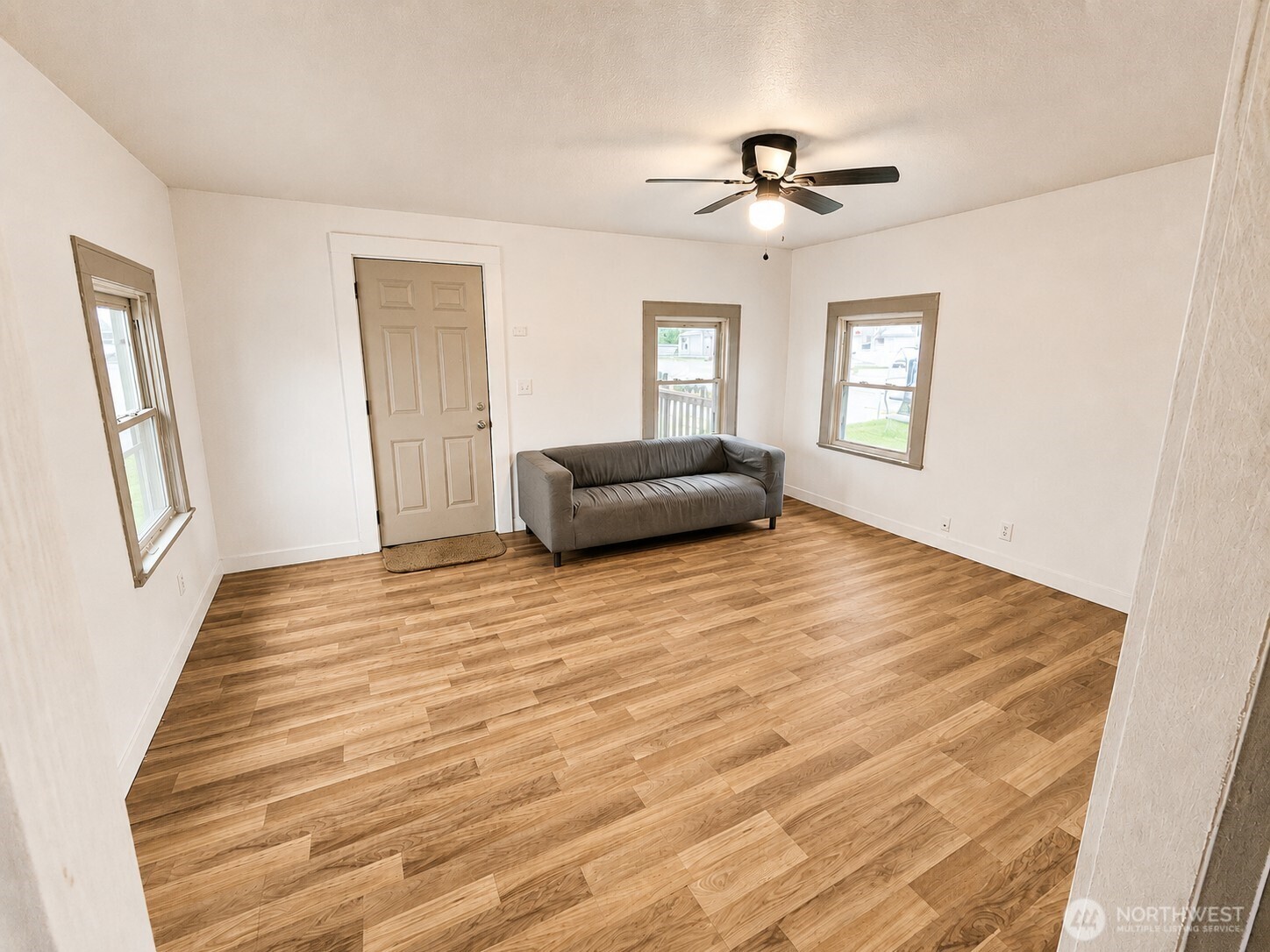 1332 Central Blvd Property Photo 2