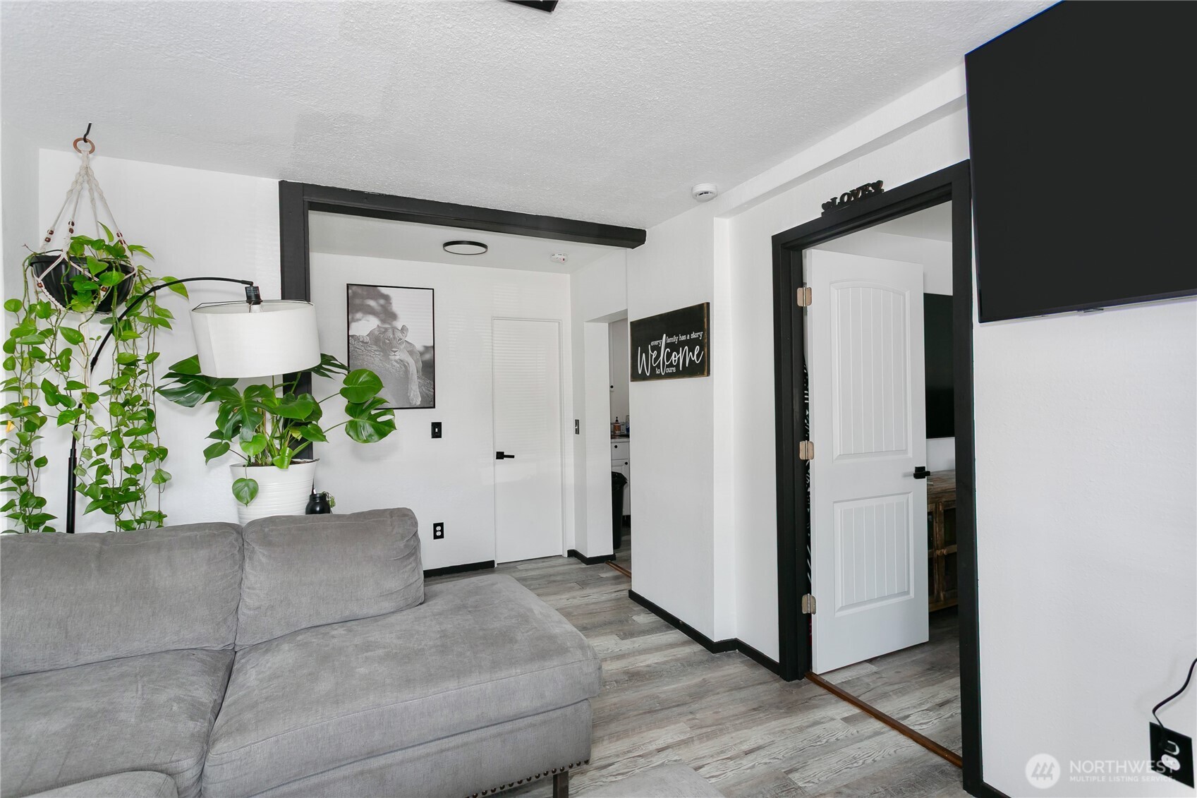 1123 S M Street Property Photo 5