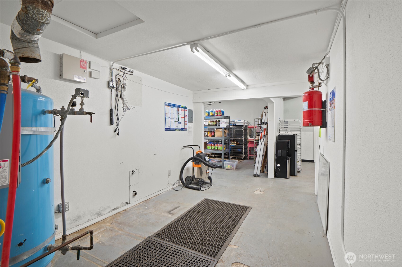 2810 E Spencer Lake Road Property Photo 18