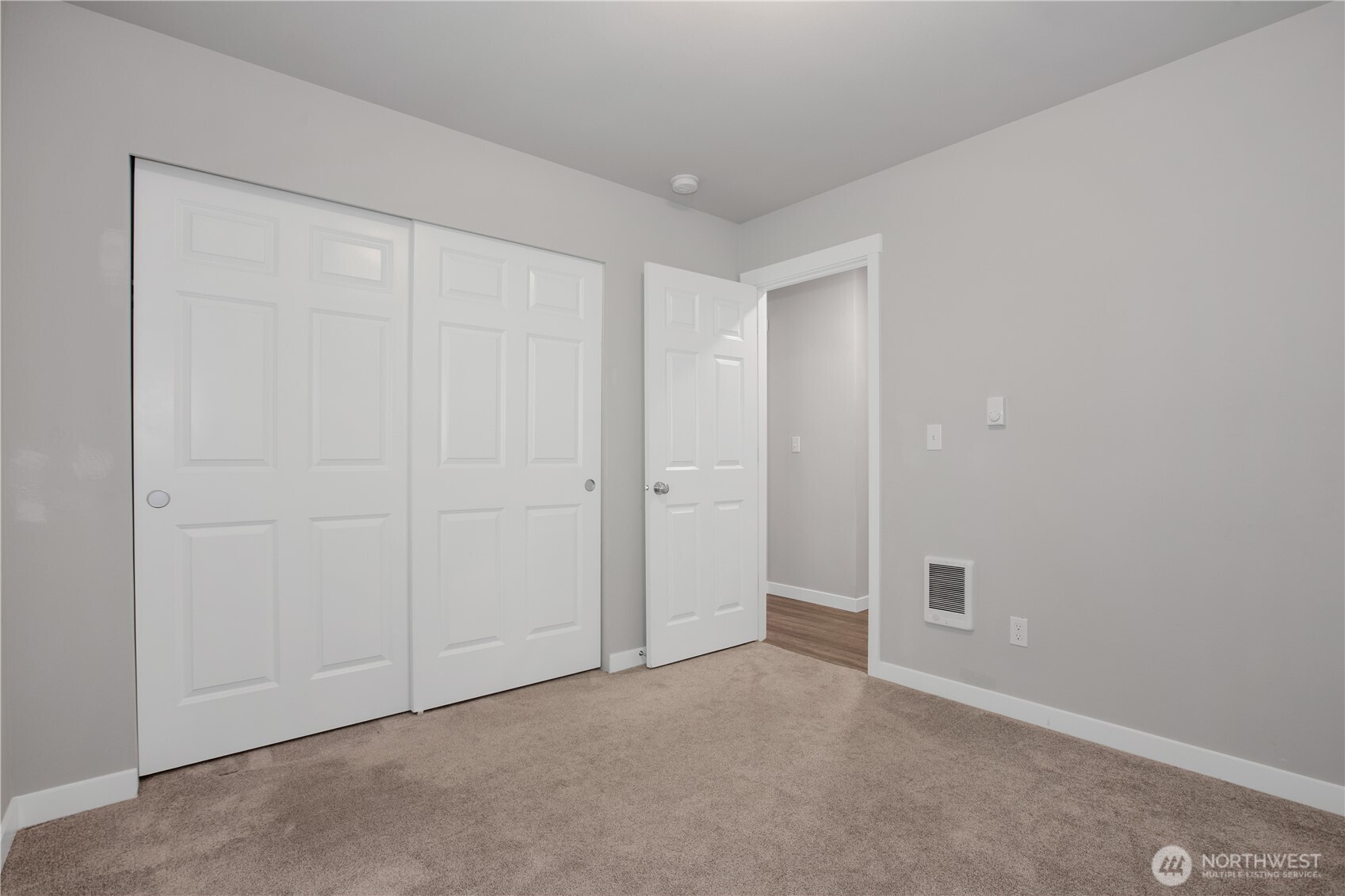 17643 Loop Lane Property Photo 17