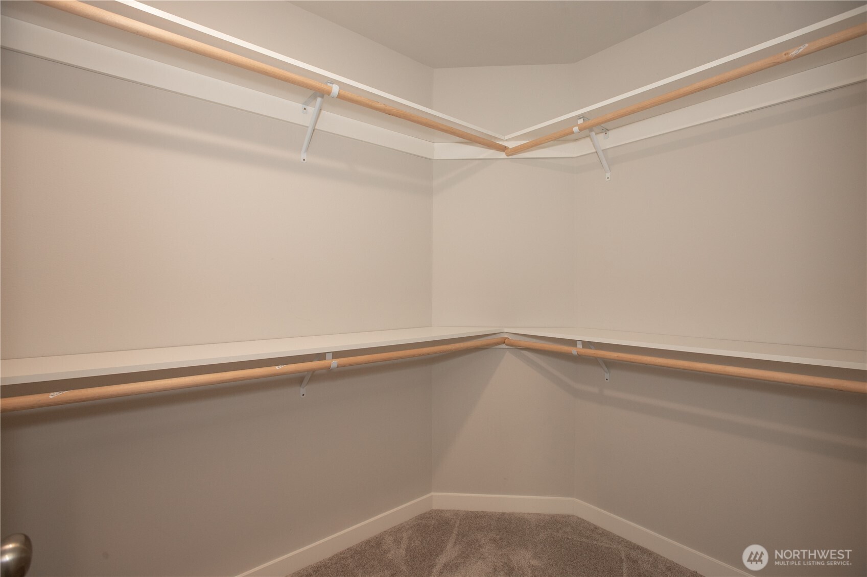 17643 Loop Lane Property Photo 23