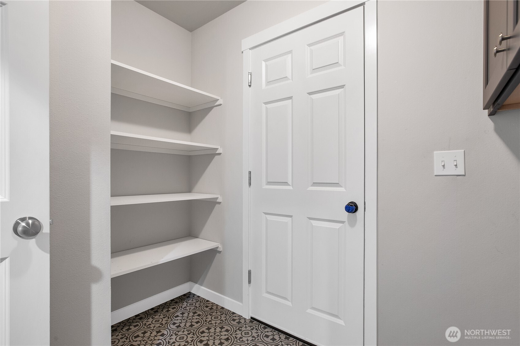 17643 Loop Lane Property Photo 28