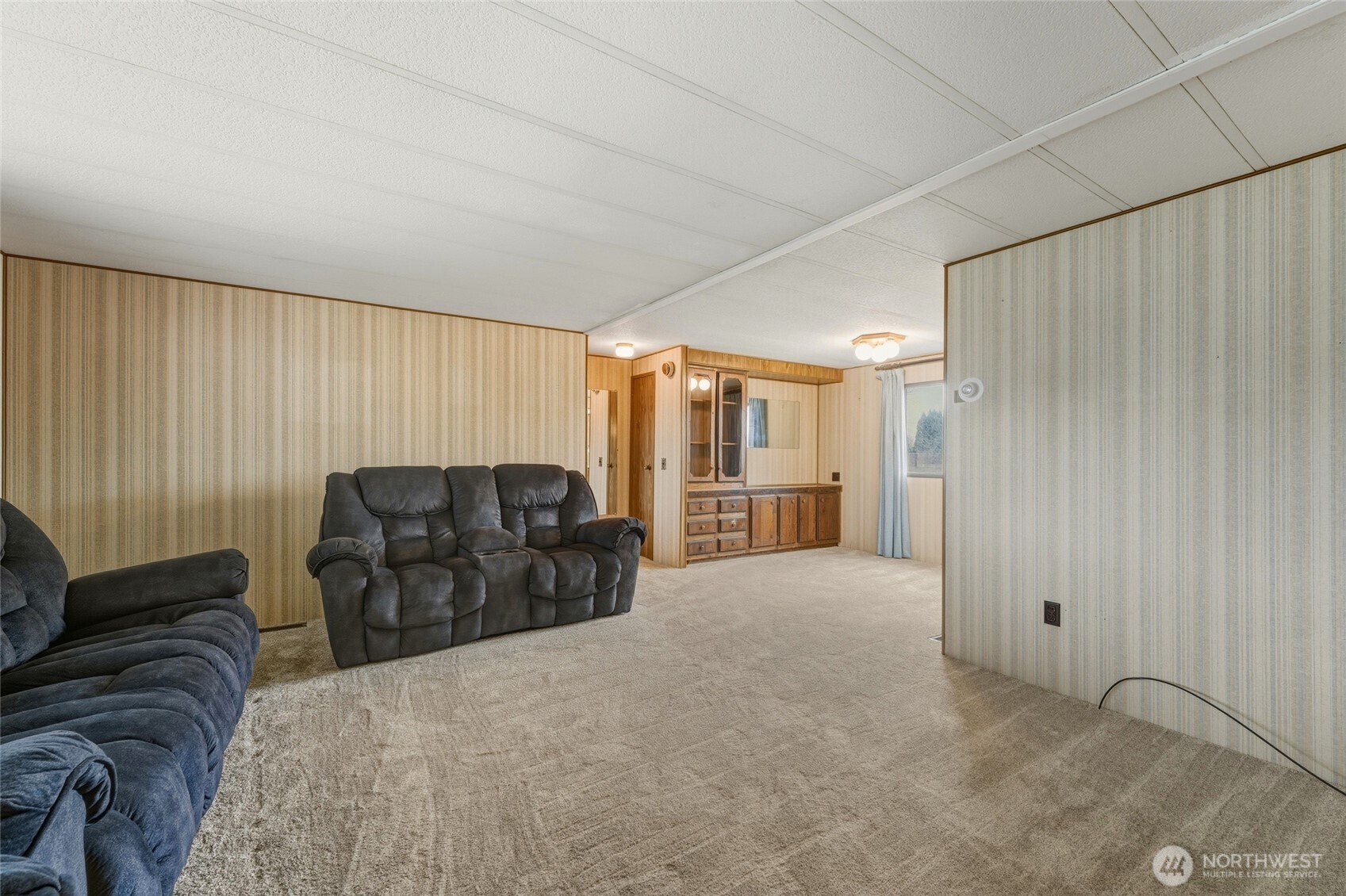 806 Se Mockingbird Drive Property Photo 6