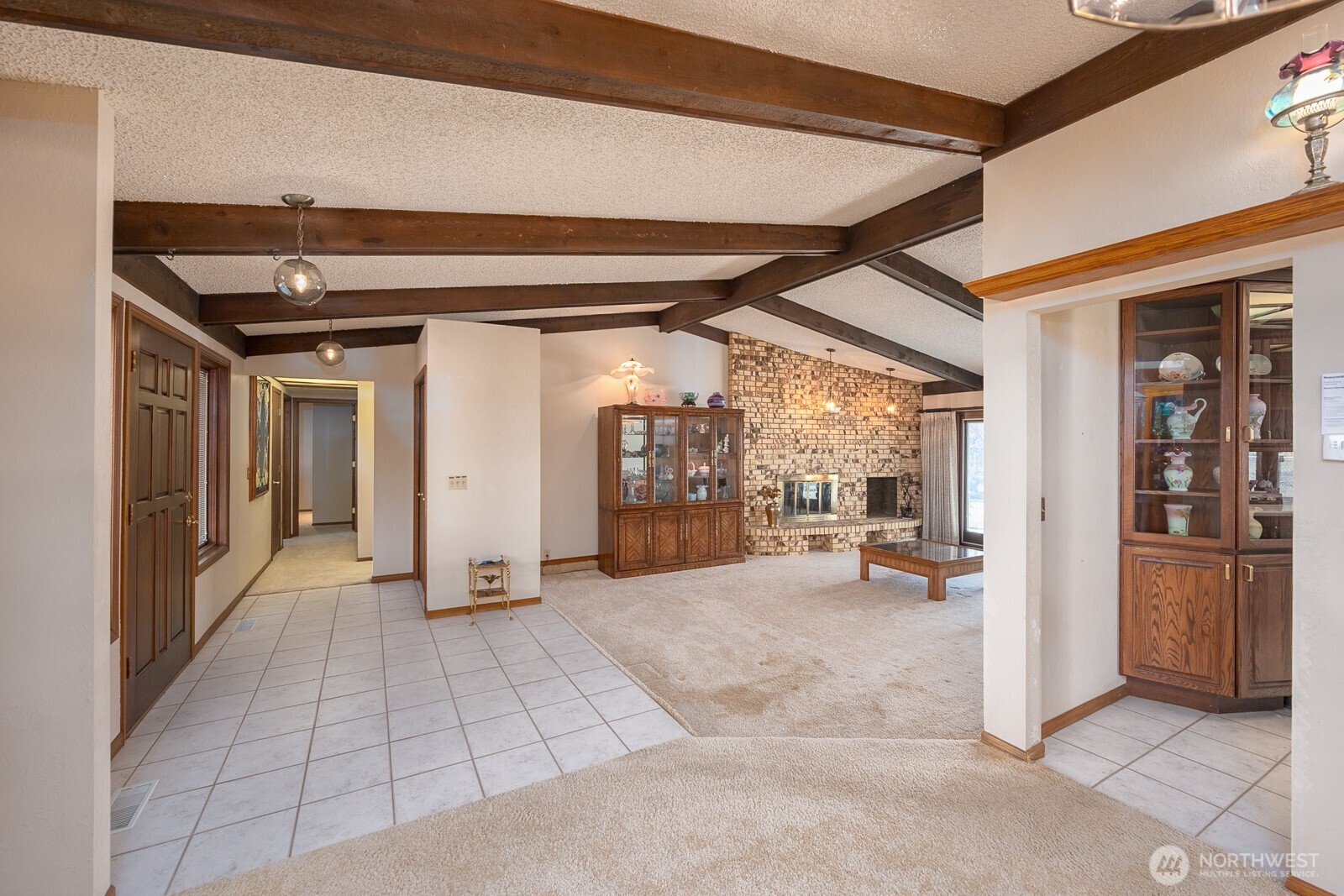 939 S Laguna Drive Property Photo 6
