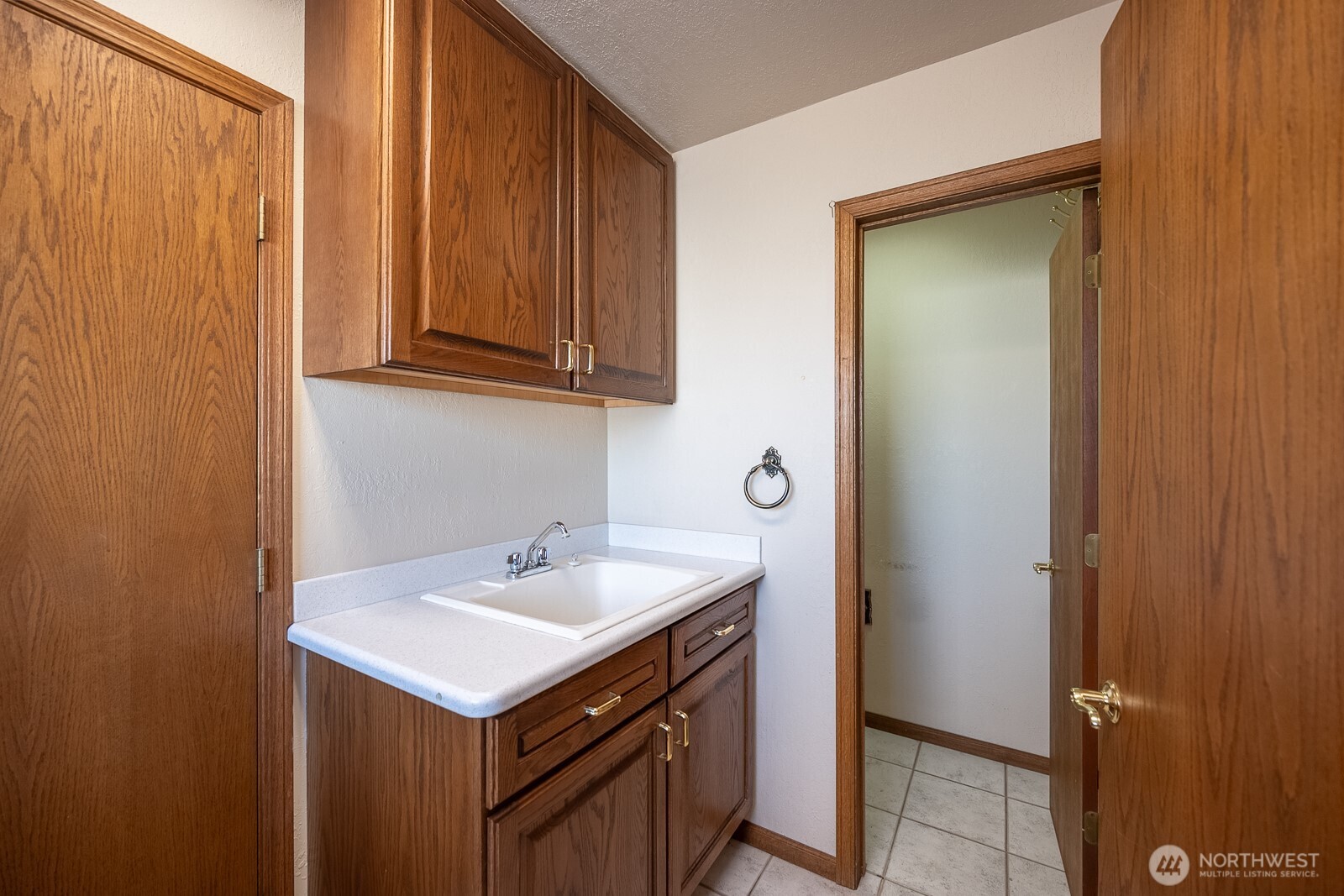 939 S Laguna Drive Property Photo 16