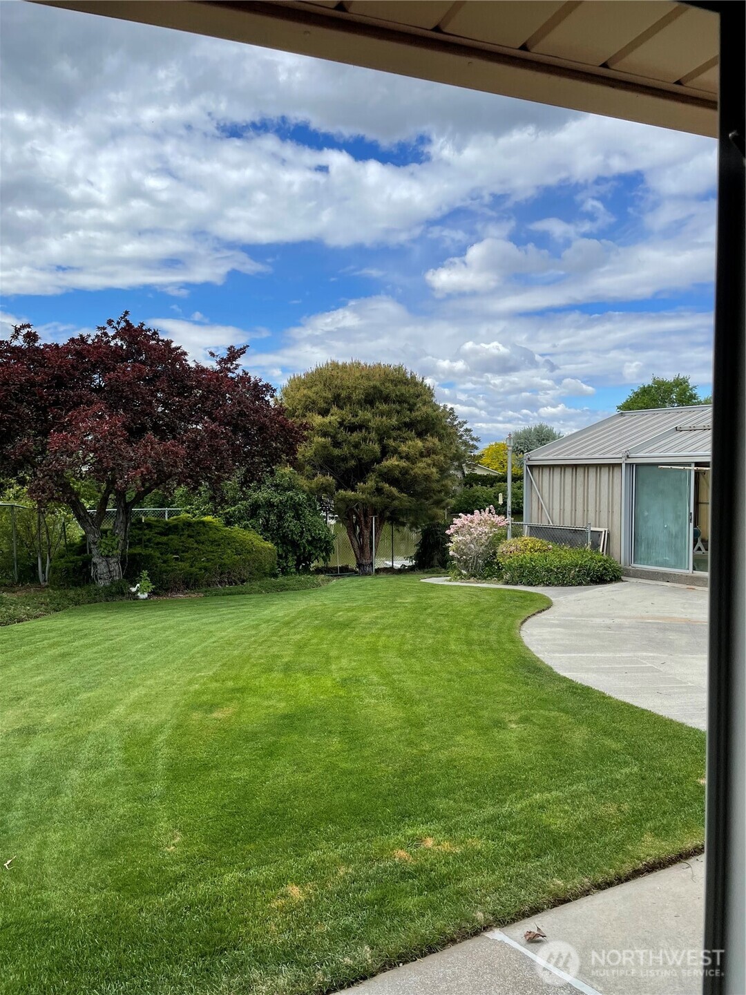 939 S Laguna Drive Property Photo 36