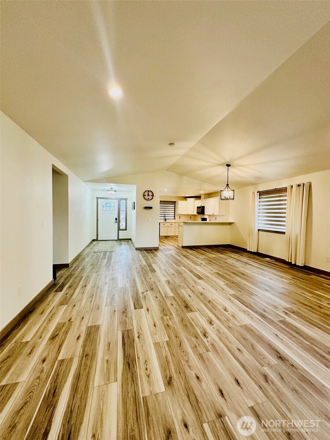 519 7th Avenue Property Photo 4