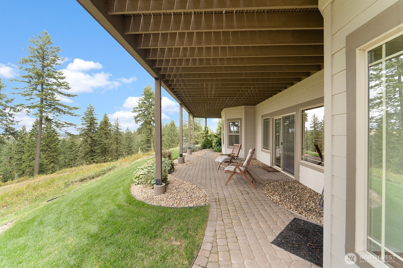 4614 W Justin Lane Property Photo 5