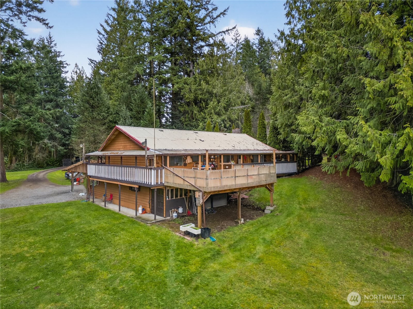 596 Forrest Way Property Photo 1
