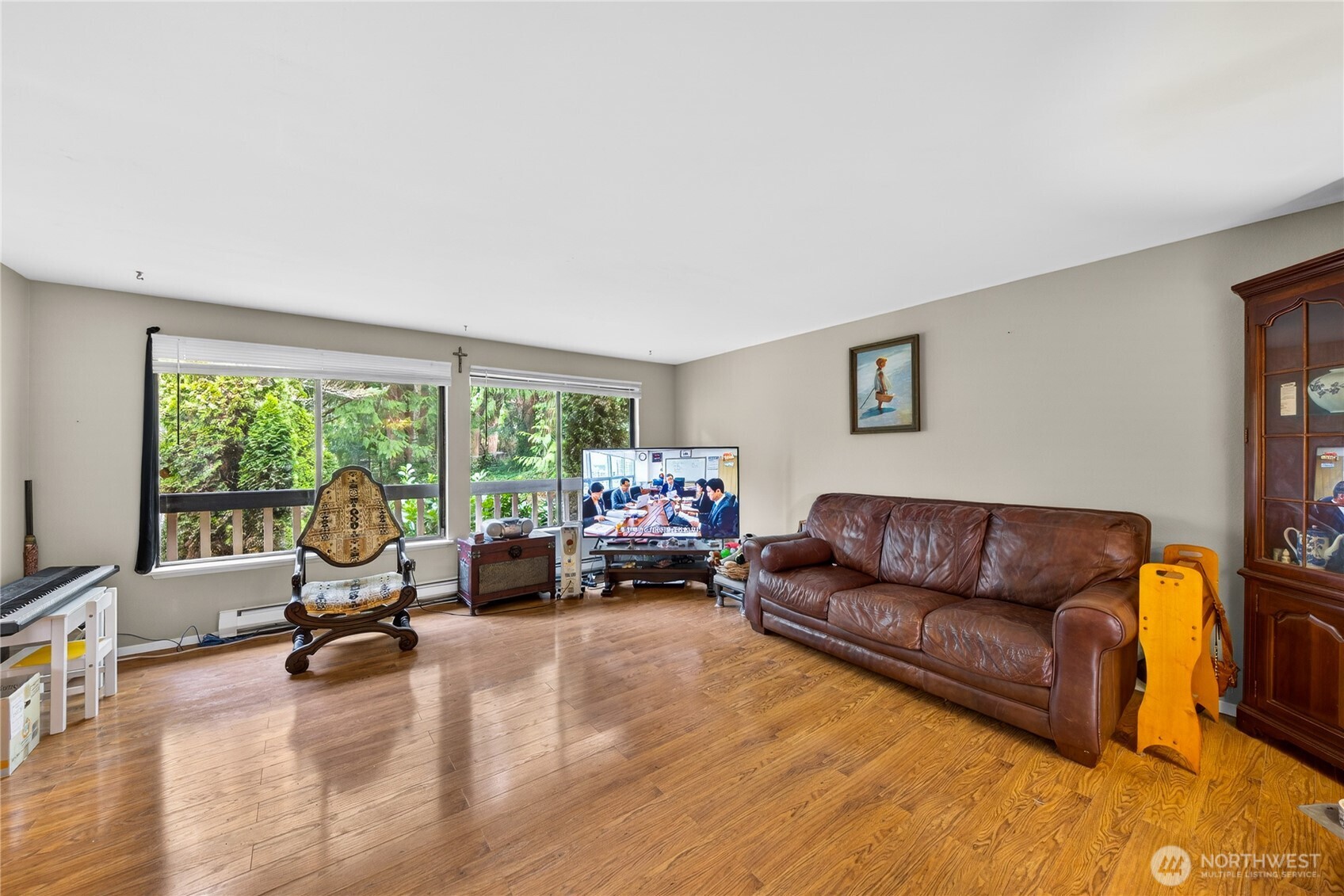 596 Forrest Way Property Photo 12