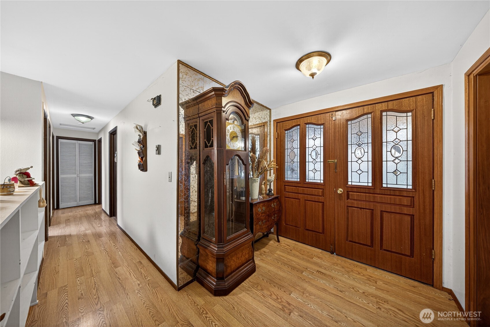 596 Forrest Way Property Photo 18