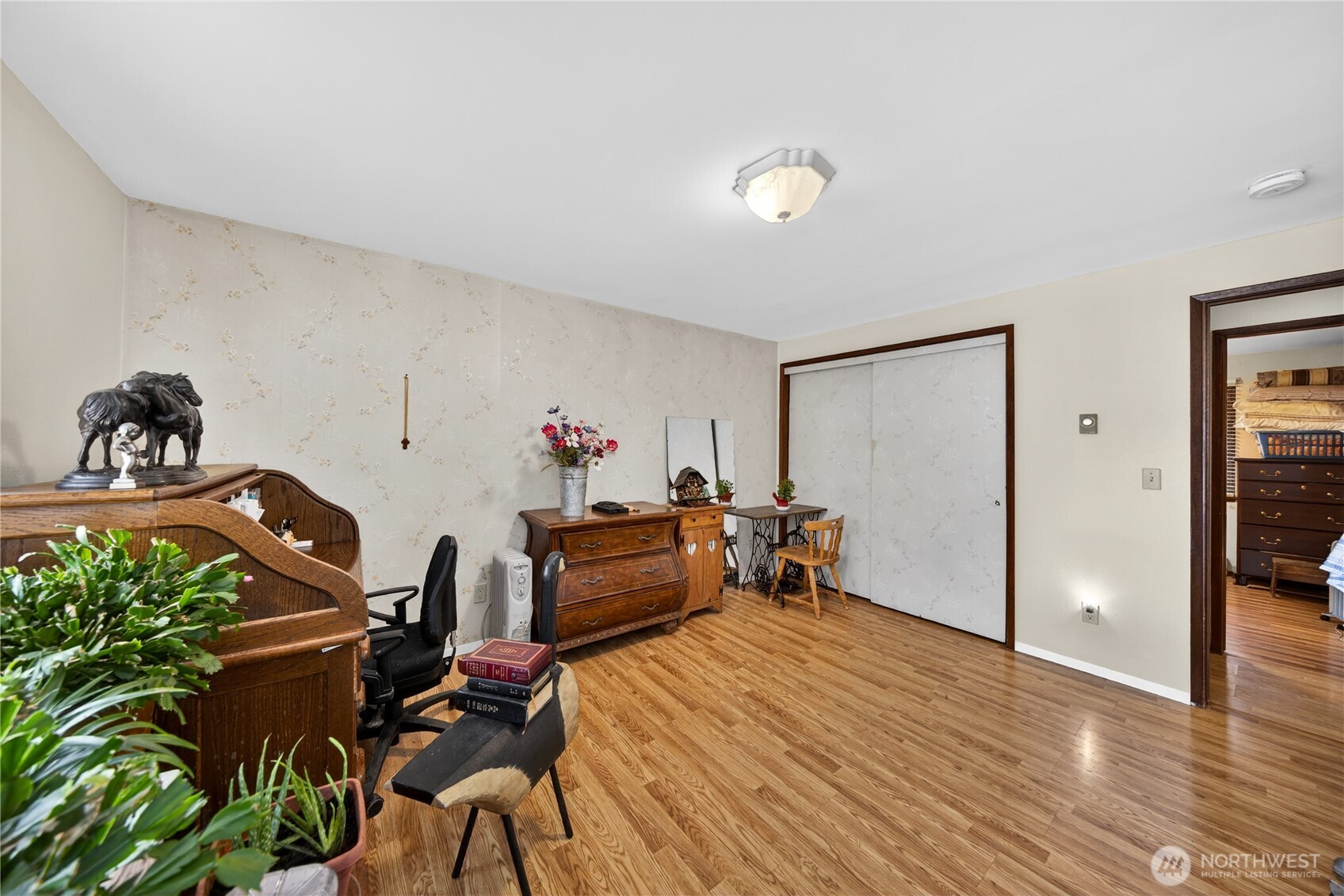 596 Forrest Way Property Photo 22