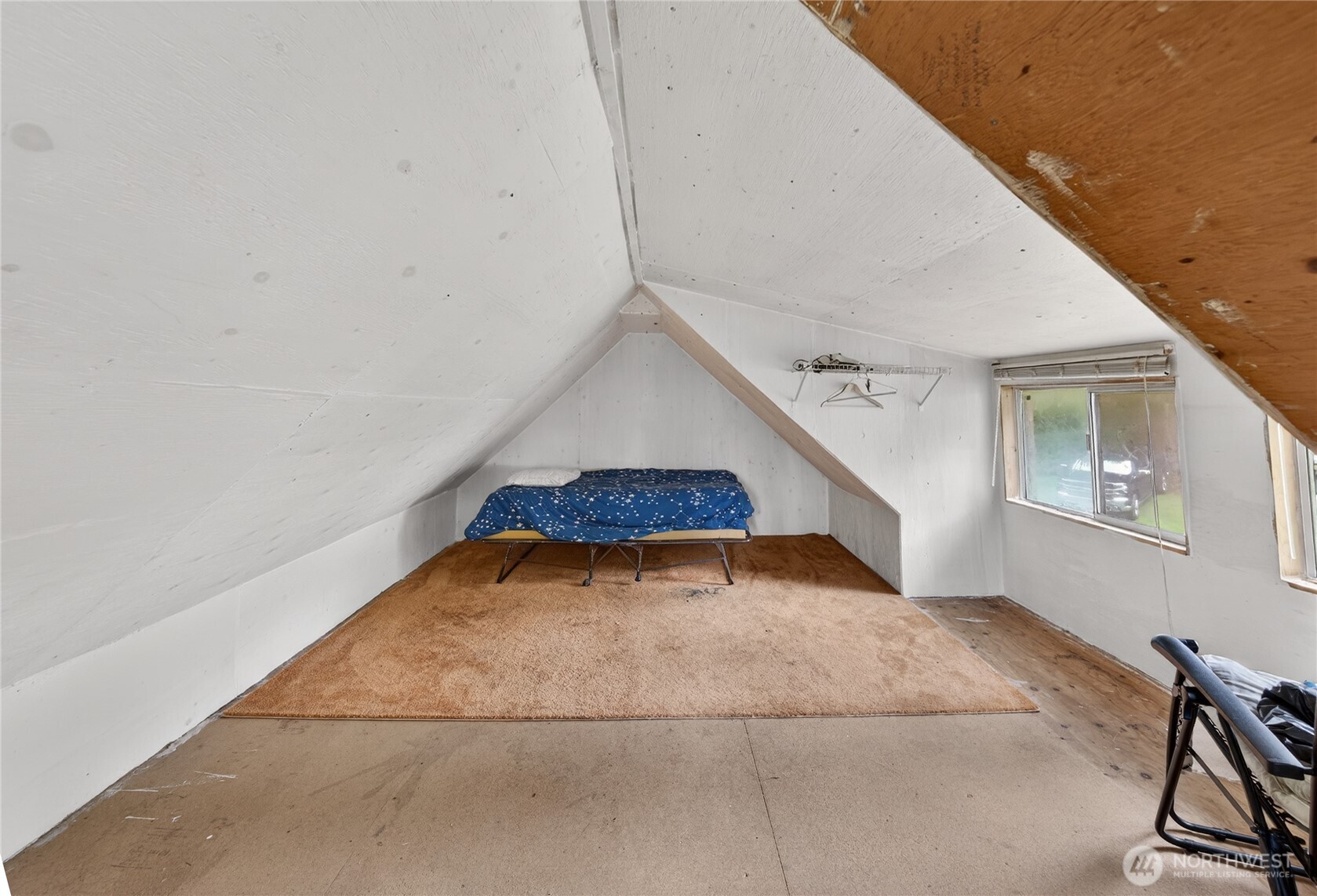 596 Forrest Way Property Photo 29