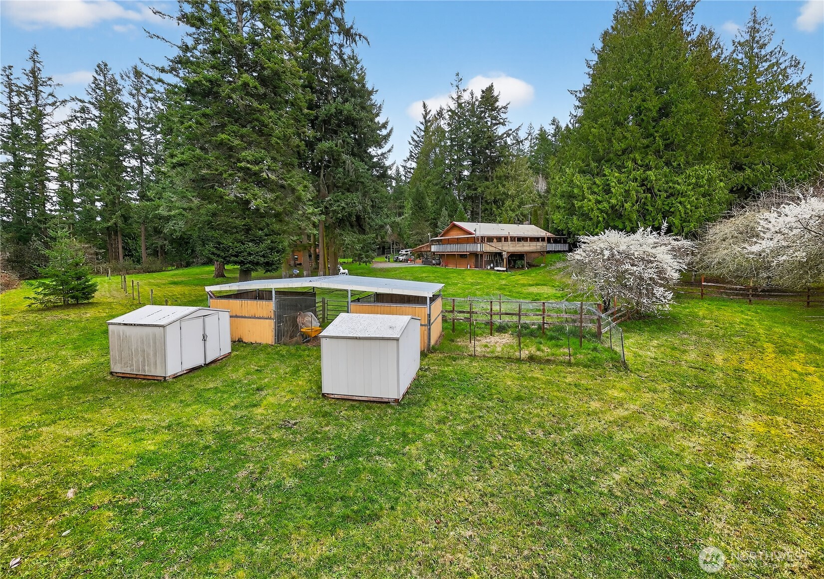 596 Forrest Way Property Photo 39