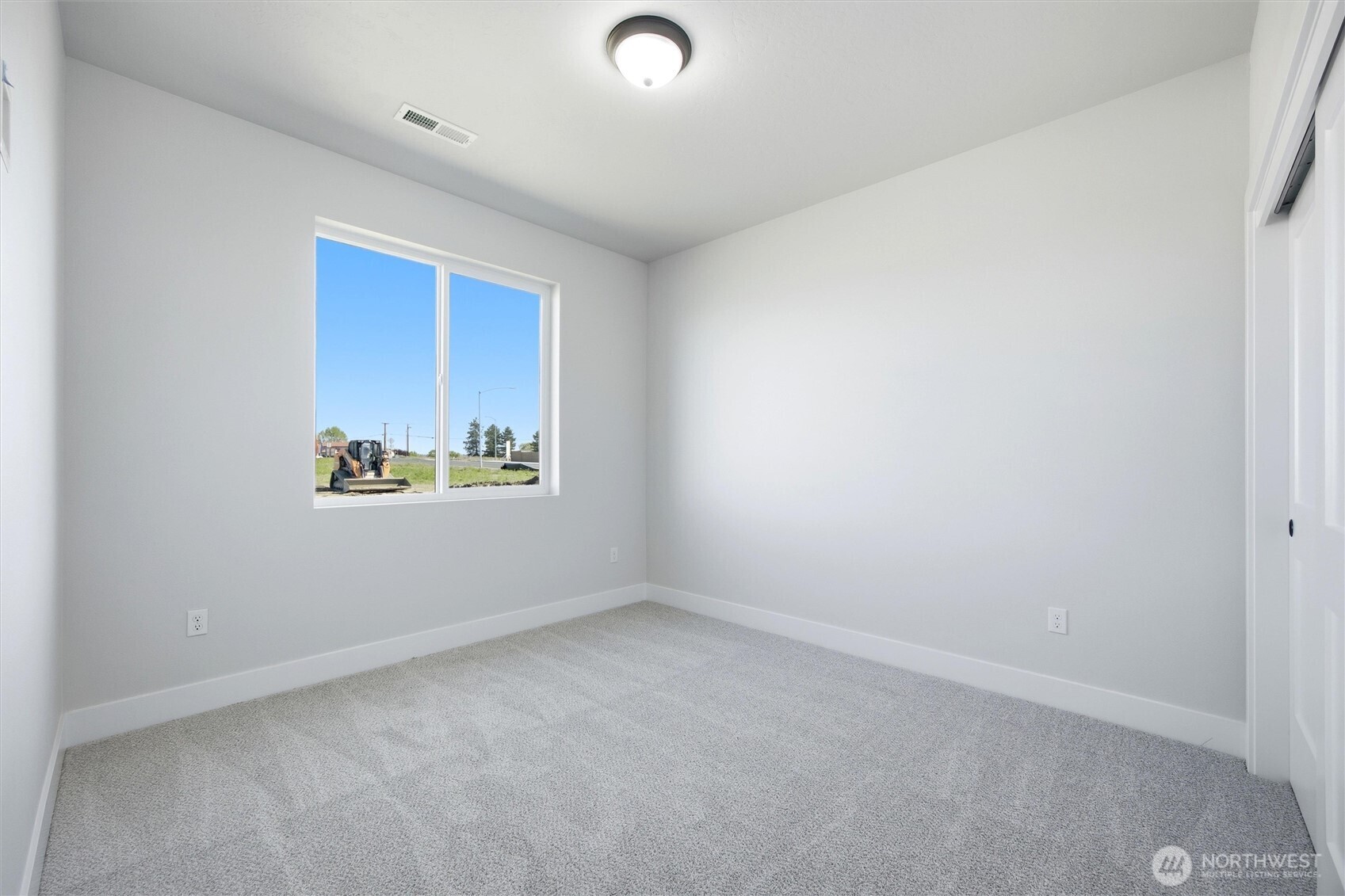 739 N Muscovy Street Property Photo 11