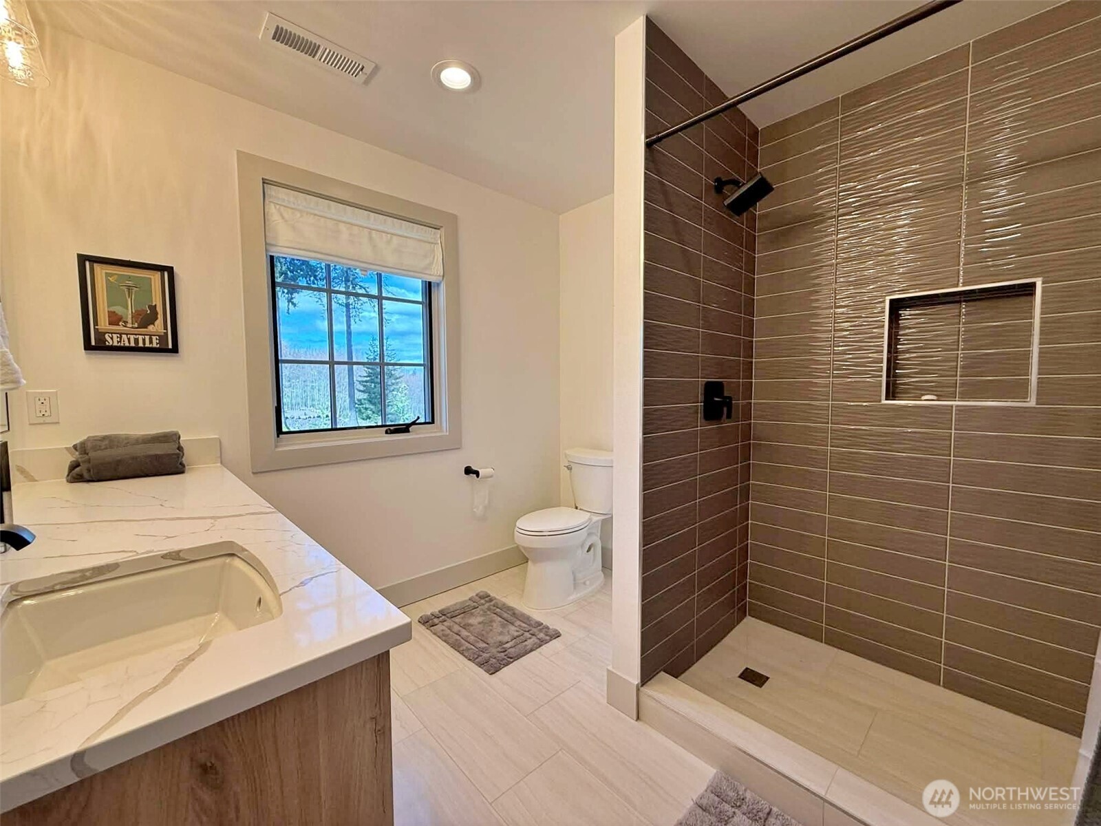 213 Tanglewood Drive Property Photo 14