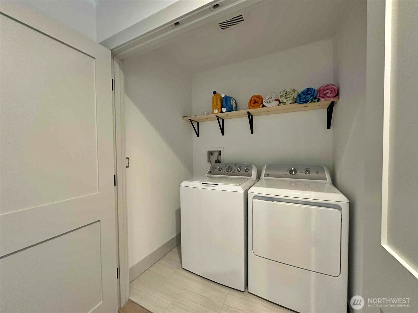213 Tanglewood Drive Property Photo 18