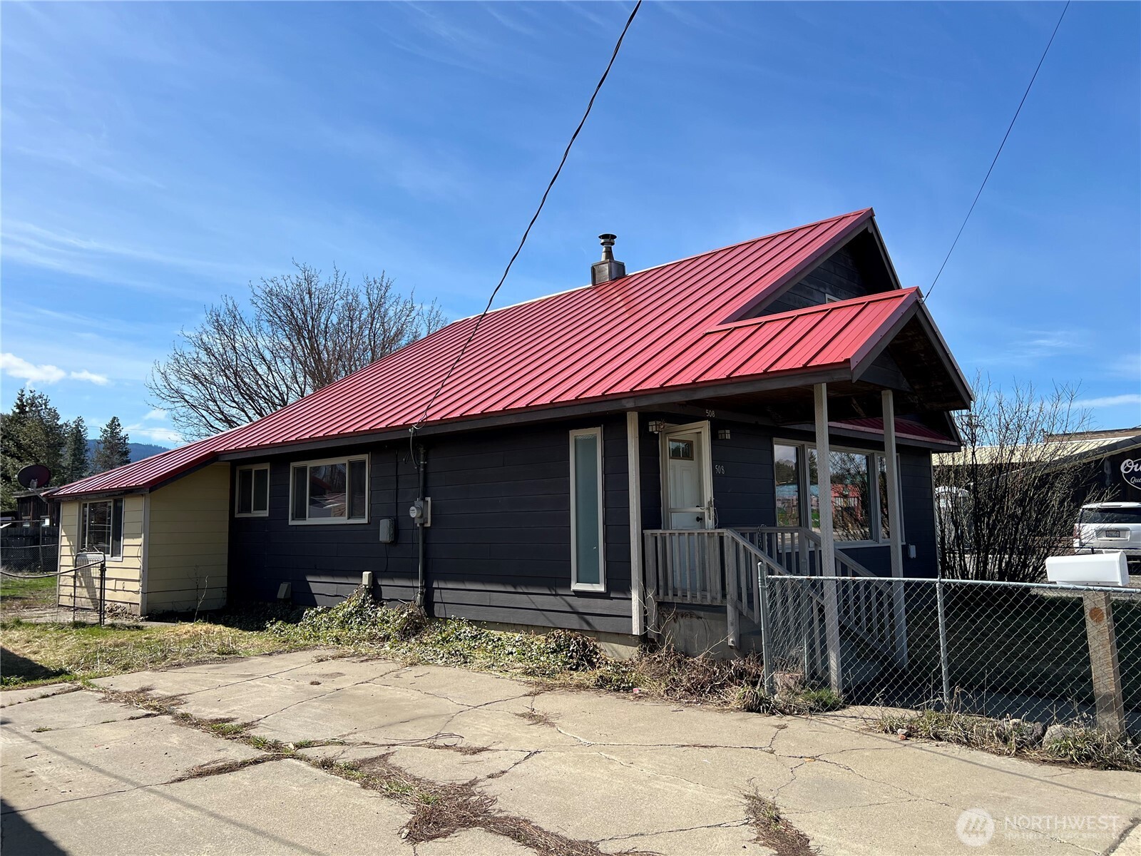 508 E First Street Property Photo 1