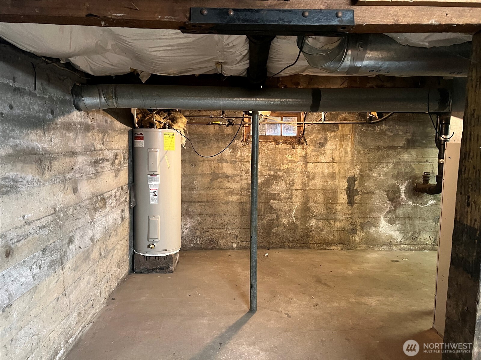 508 E First Street Property Photo 16