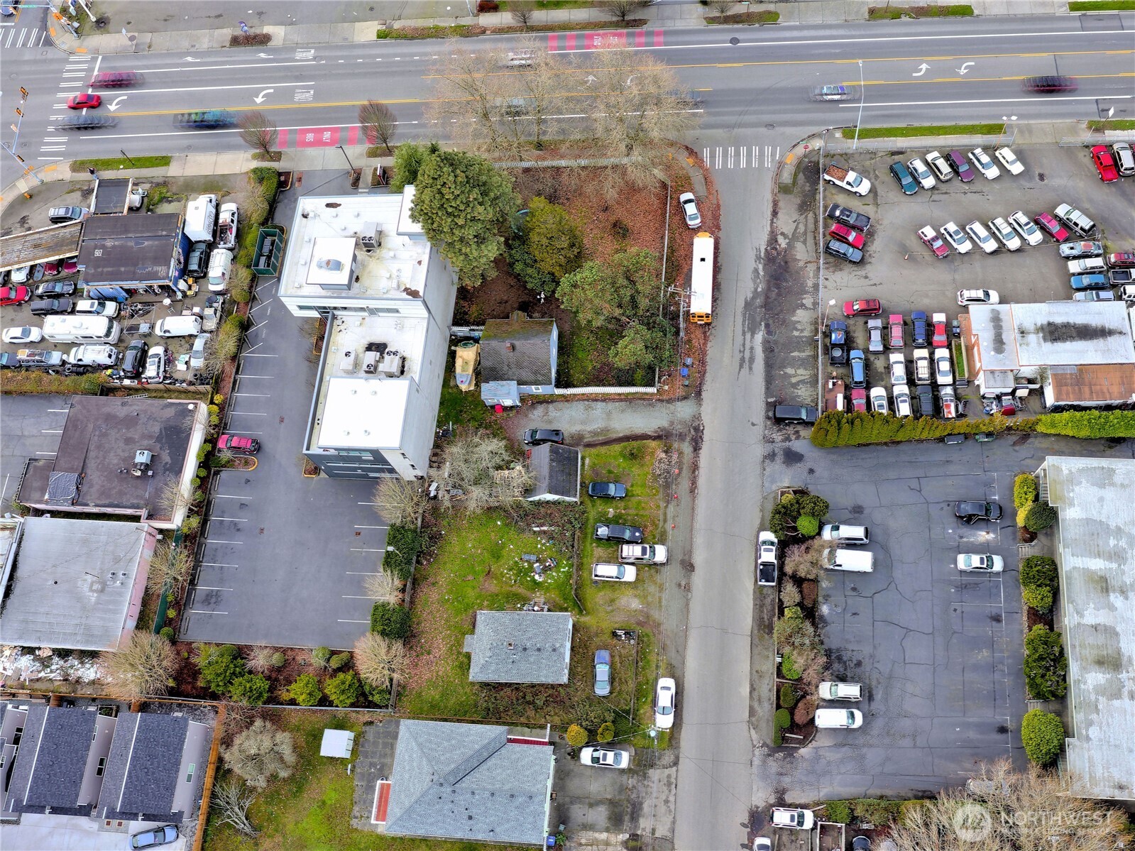 13502 Ambaum Boulevard Property Photo 5