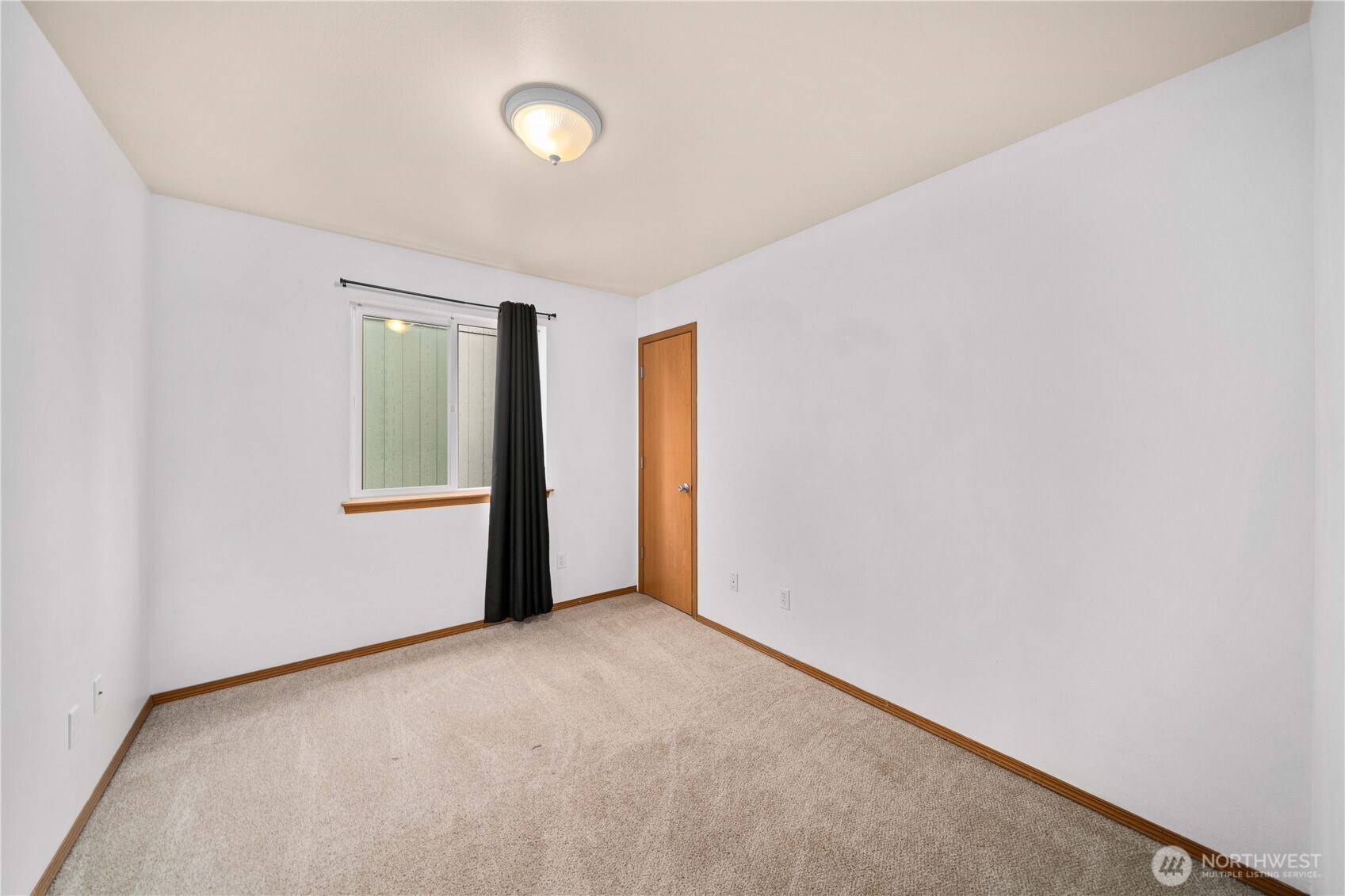 10806 Park Avenue Property Photo 19