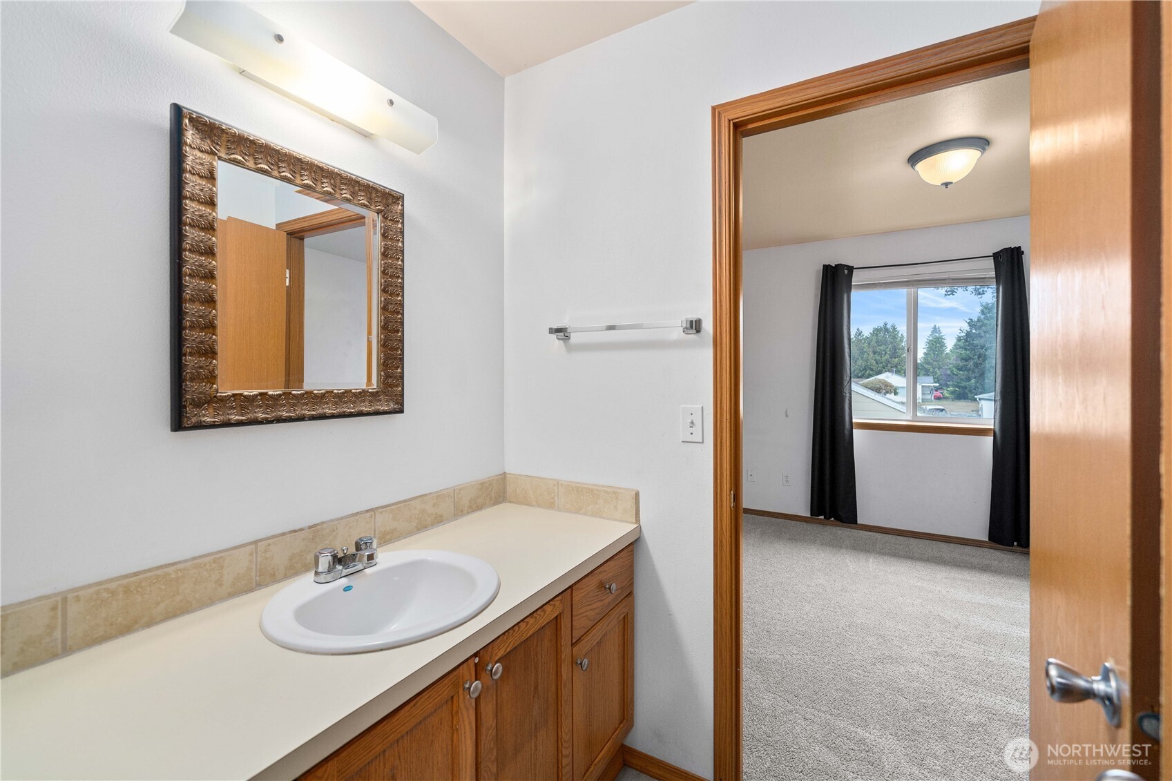 10806 Park Avenue Property Photo 21
