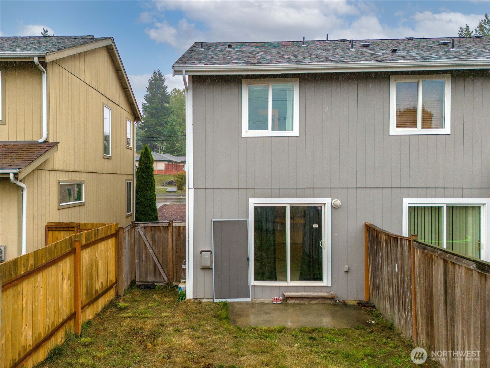 10806 Park Avenue Property Photo 24