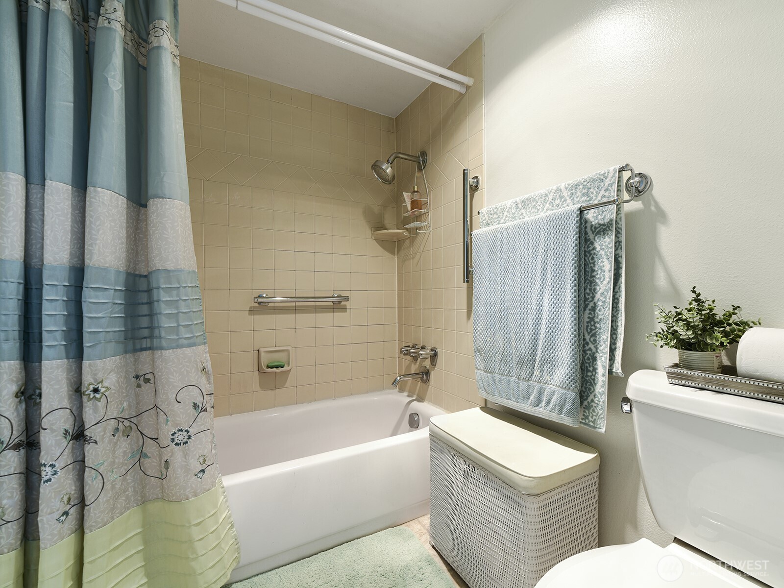 7713 Zircon Drive Property Photo 19