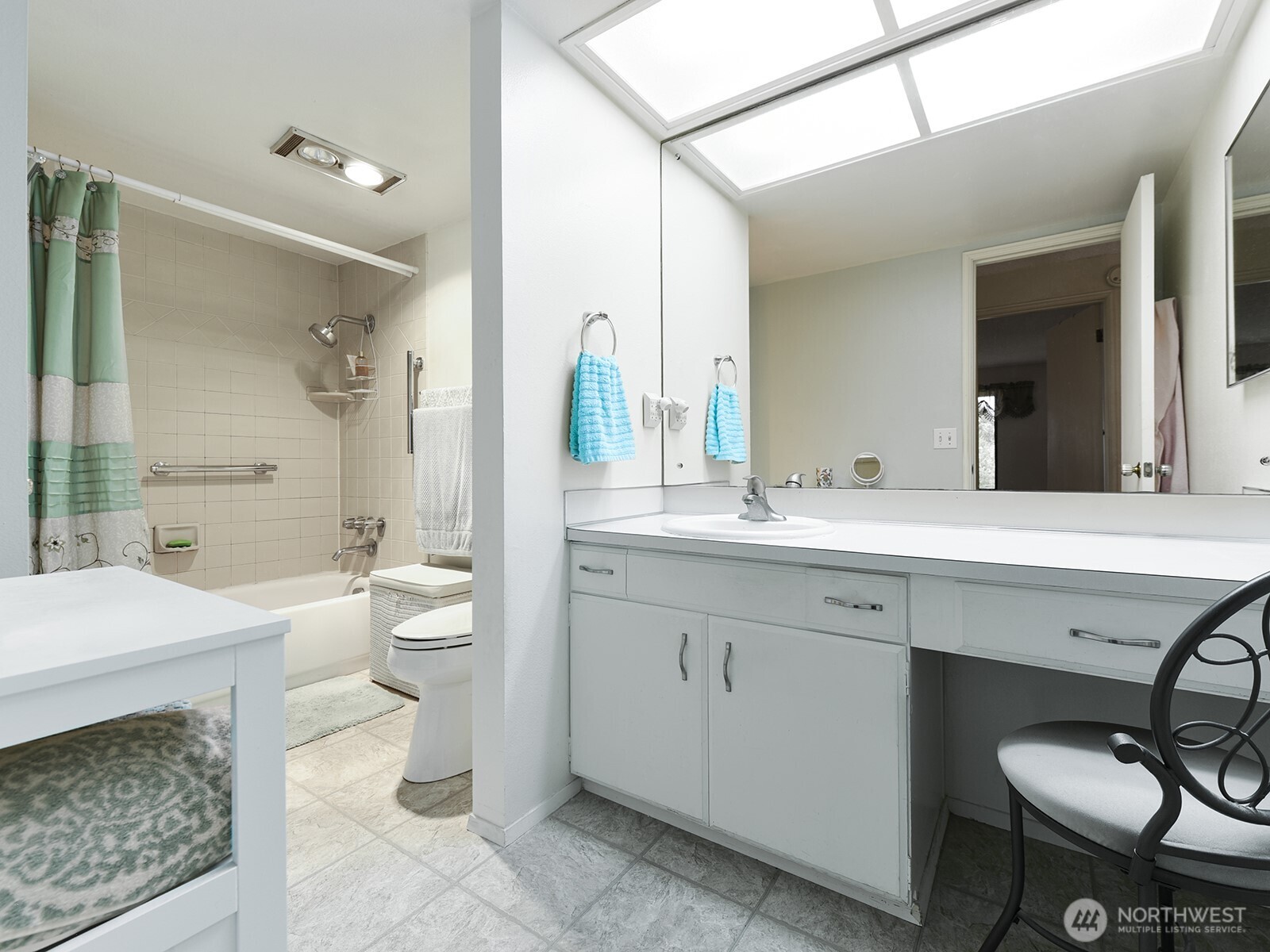 7713 Zircon Drive Property Photo 20