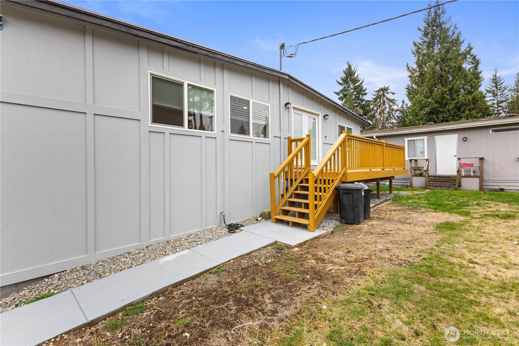 7415 100th Street Property Photo 5