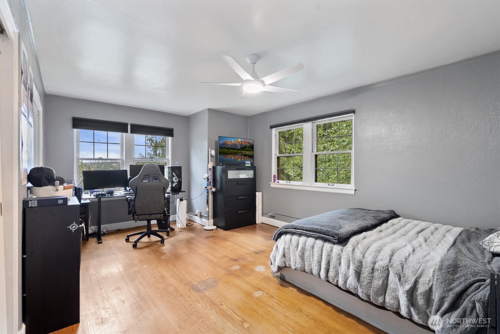 13117 Holmes Point Drive Property Photo 11