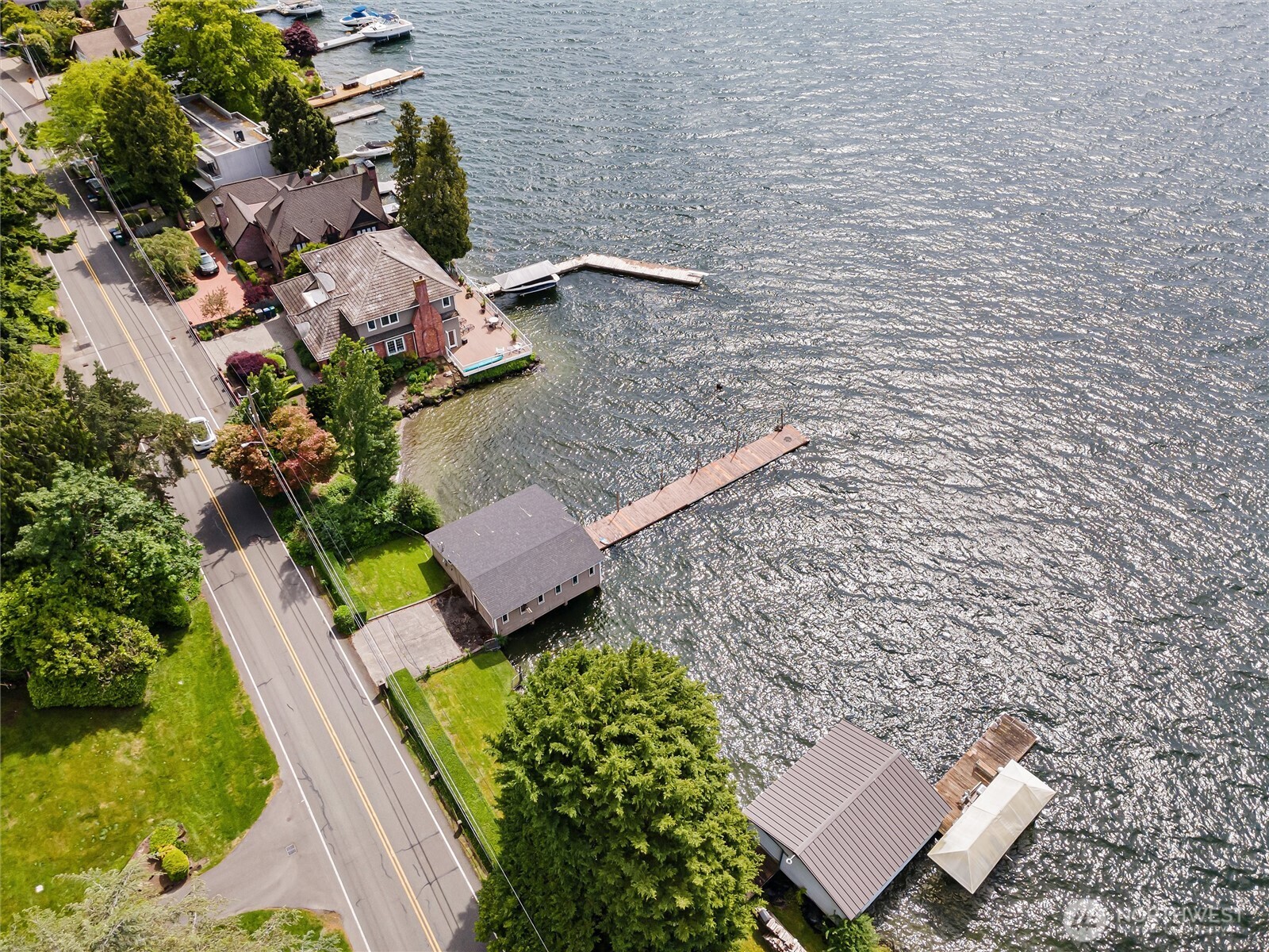 13117 Holmes Point Drive Property Photo 29