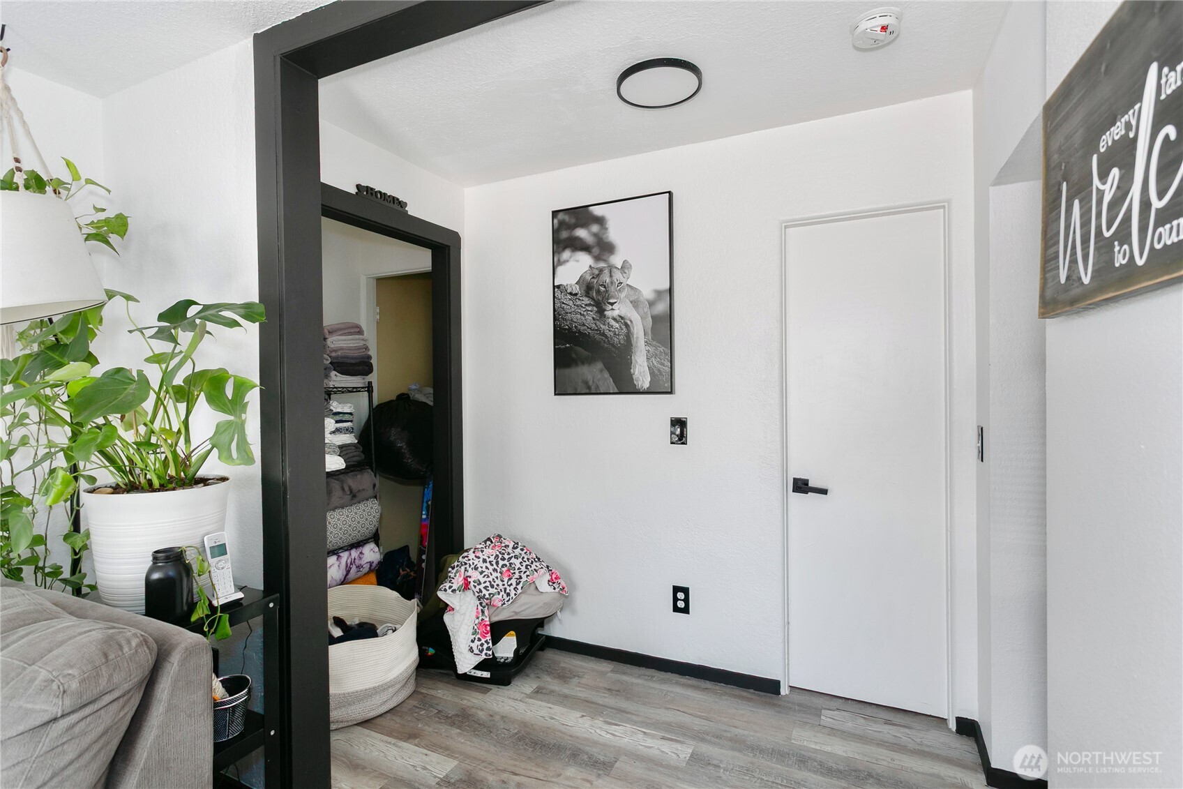 1123 S M Street Property Photo 8