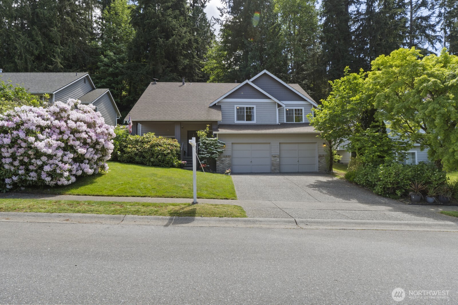6108 133rd Place Property Photo 1