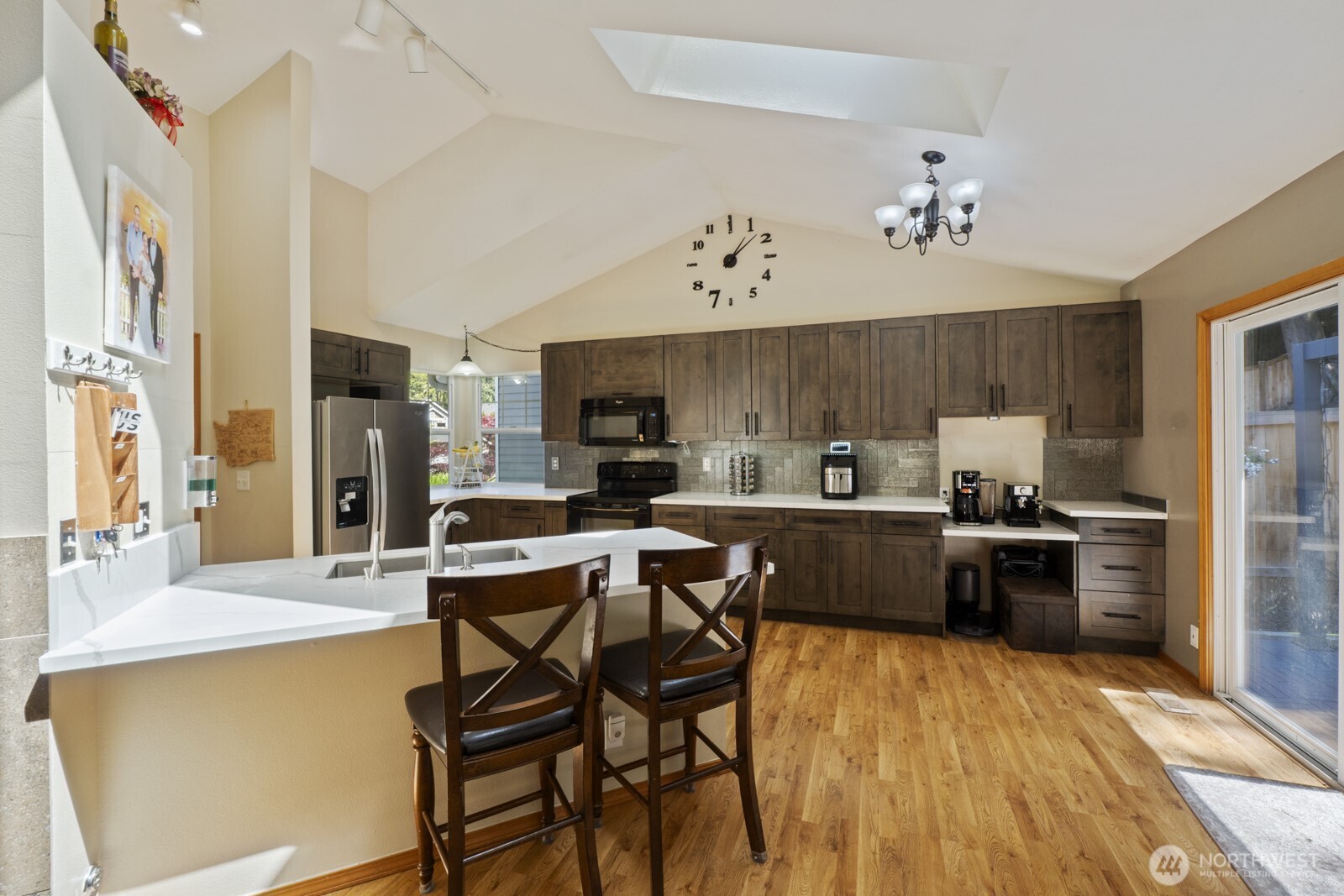 6108 133rd Place Property Photo 6
