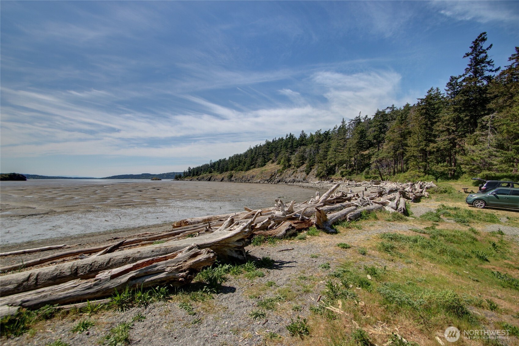 792 Shelter Bay Dr Property Photo 10