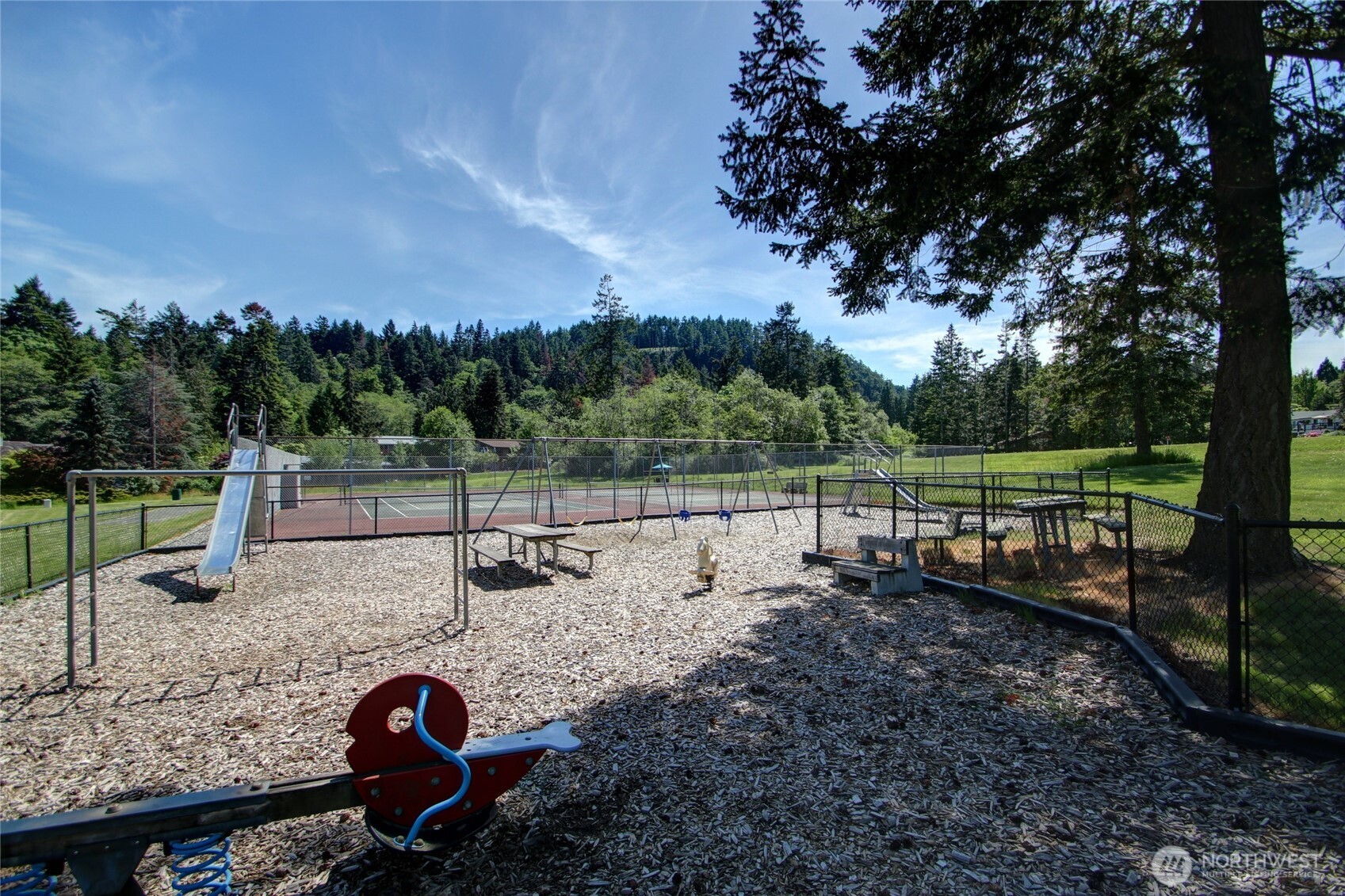 792 Shelter Bay Dr Property Photo 14