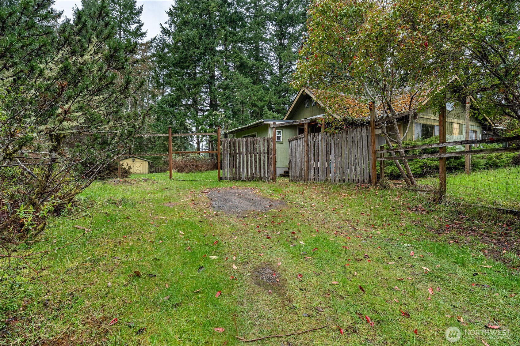 402 E Madrona Boulevard Property Photo 23