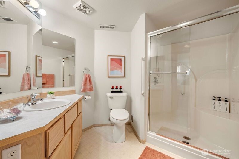808 W Manson Road B102 Property Photo 13