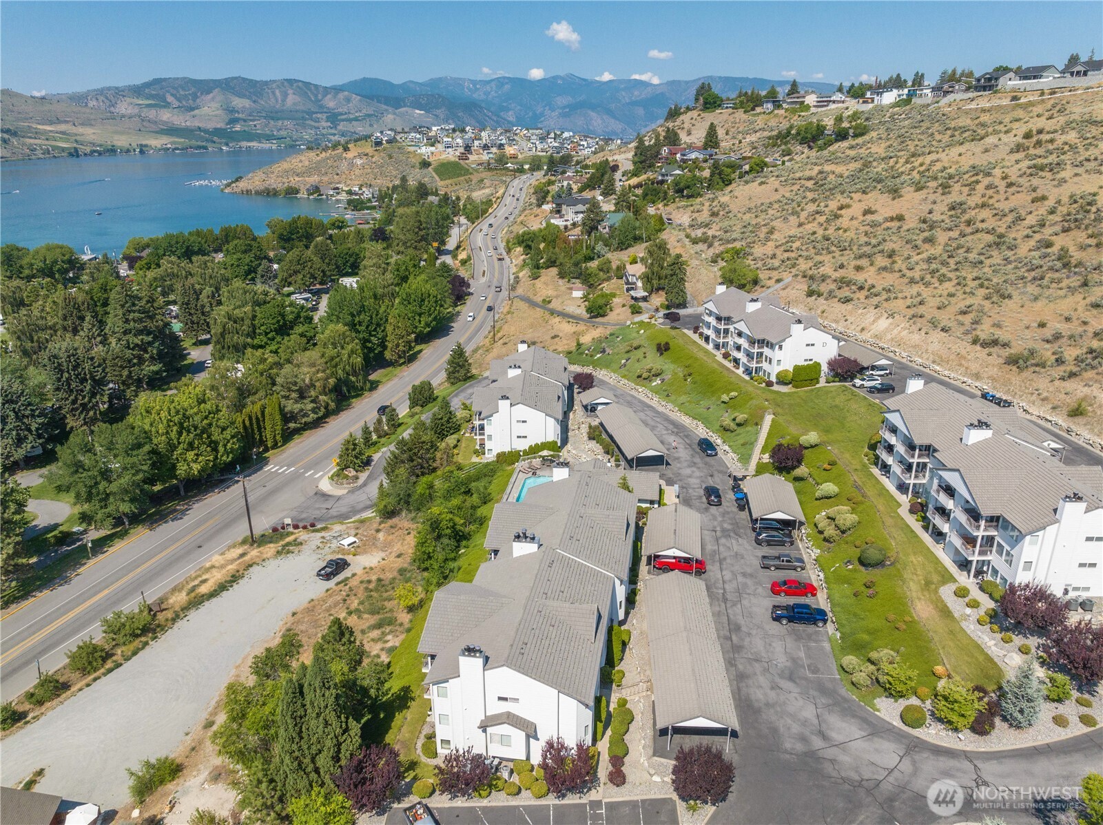 808 W Manson Road B102 Property Photo 25