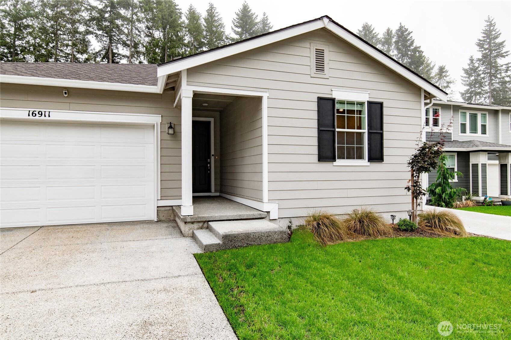 16911 127th Avenue Ct Property Photo 3