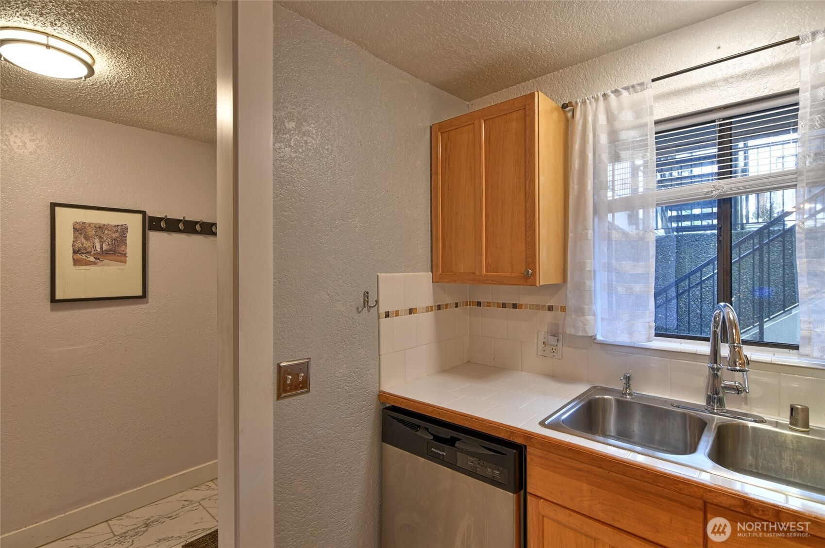 20131 61st Place D-104 Property Photo 3