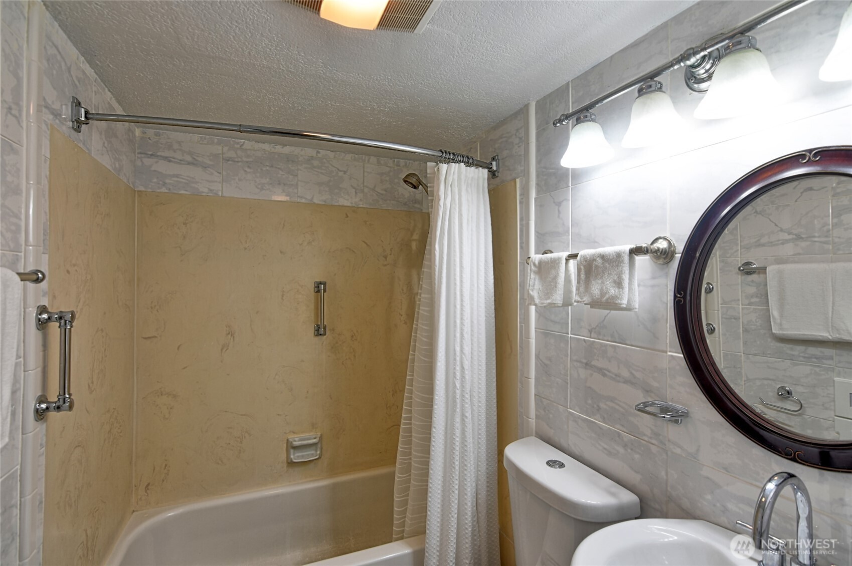 20131 61st Place D-104 Property Photo 10