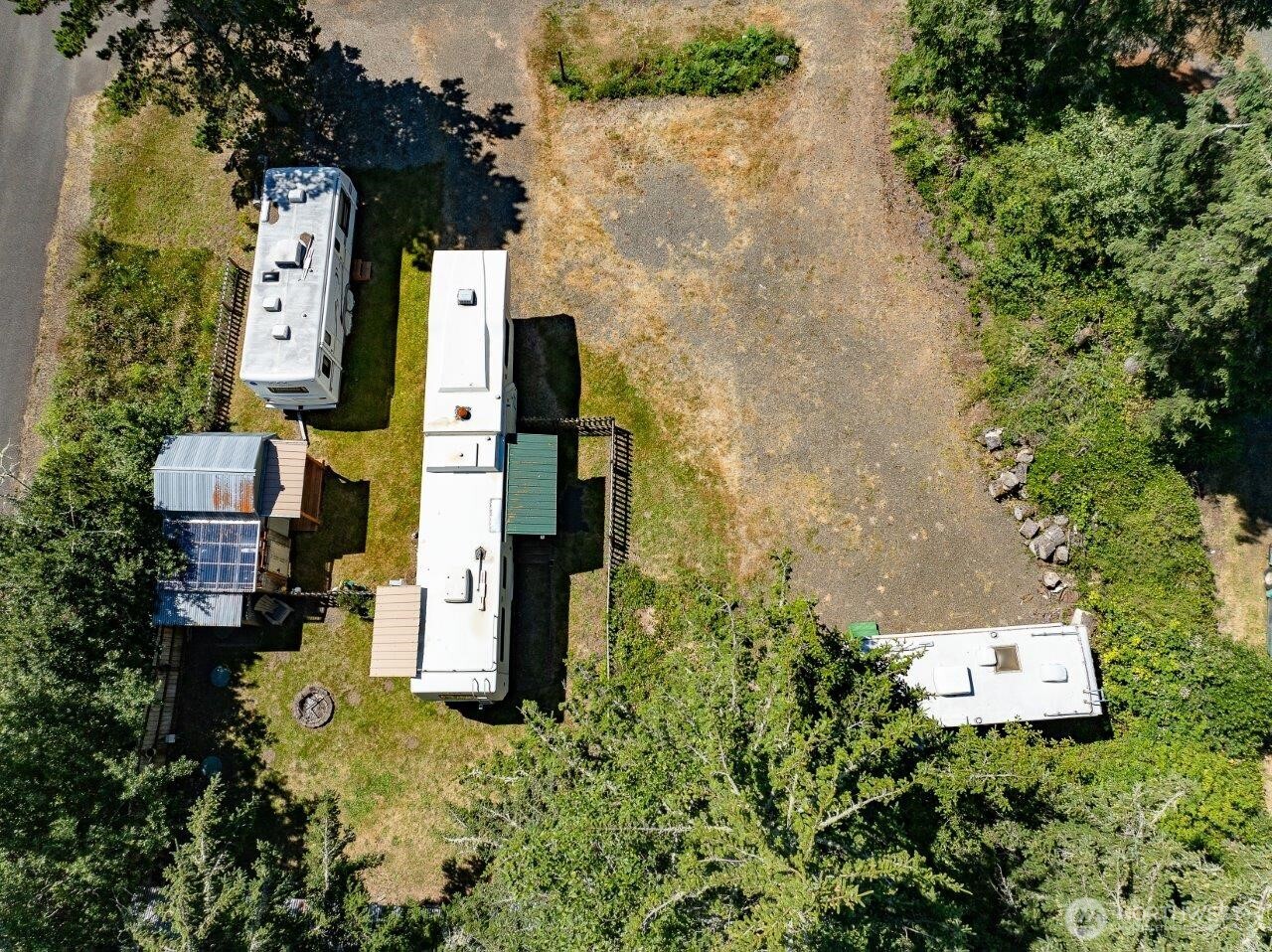 1913 321st Place Property Photo 3