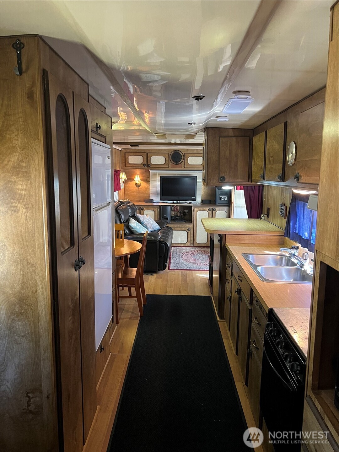 1913 321st Place Property Photo 13