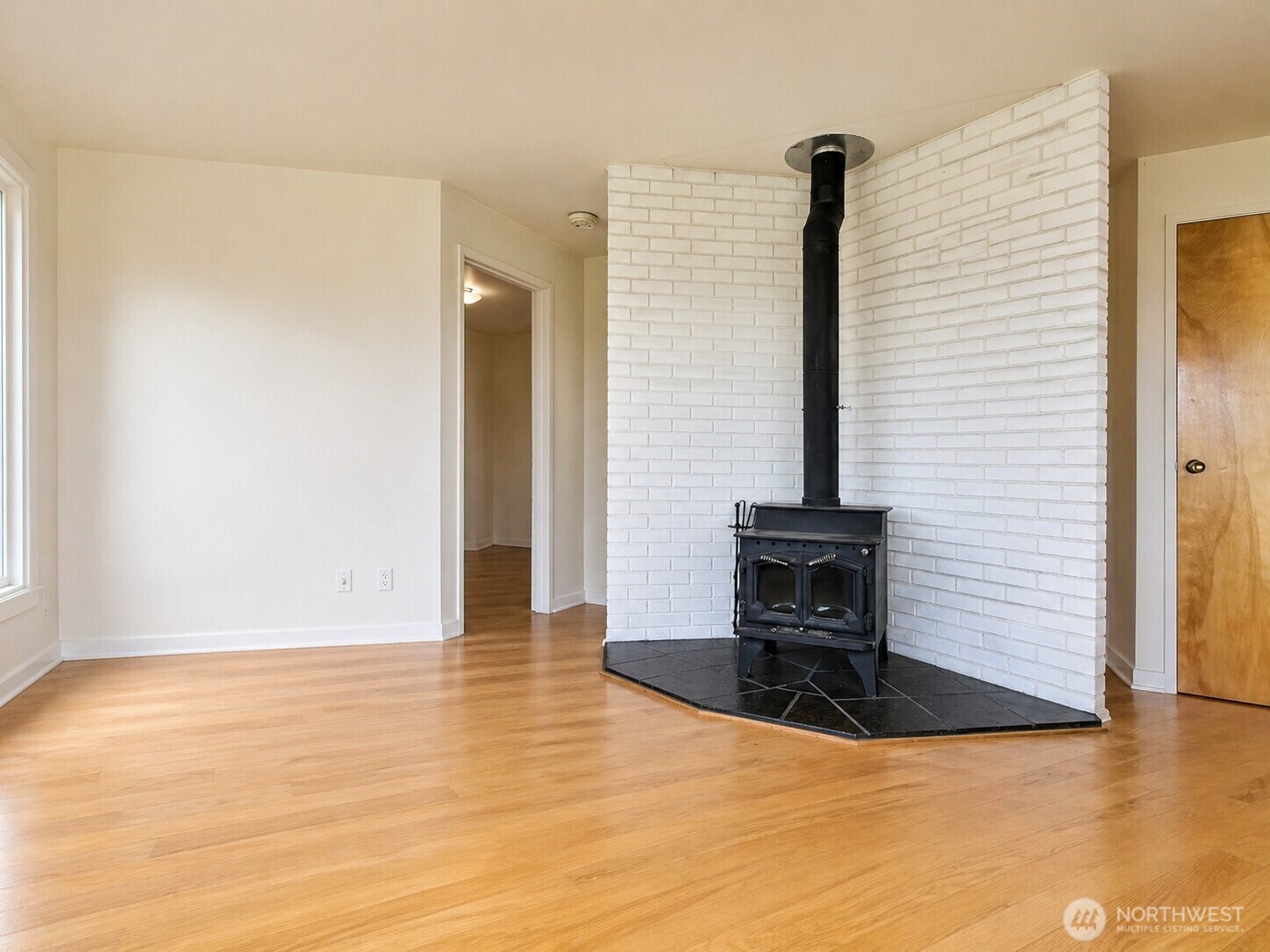 3545 Shell Street Property Photo 9