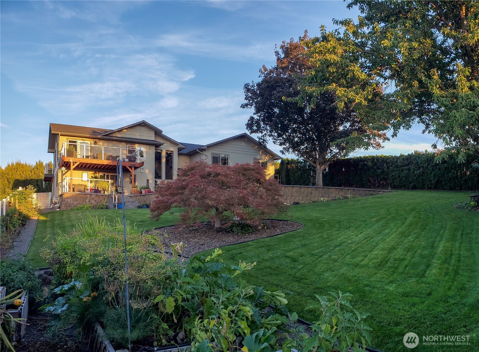 2425 Country Club Road Property Photo 34