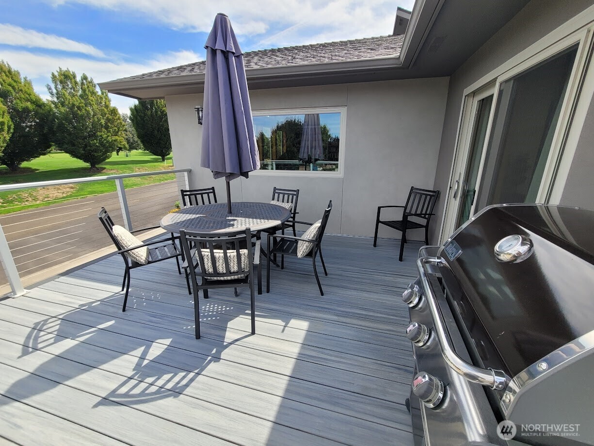 2425 Country Club Road Property Photo 35