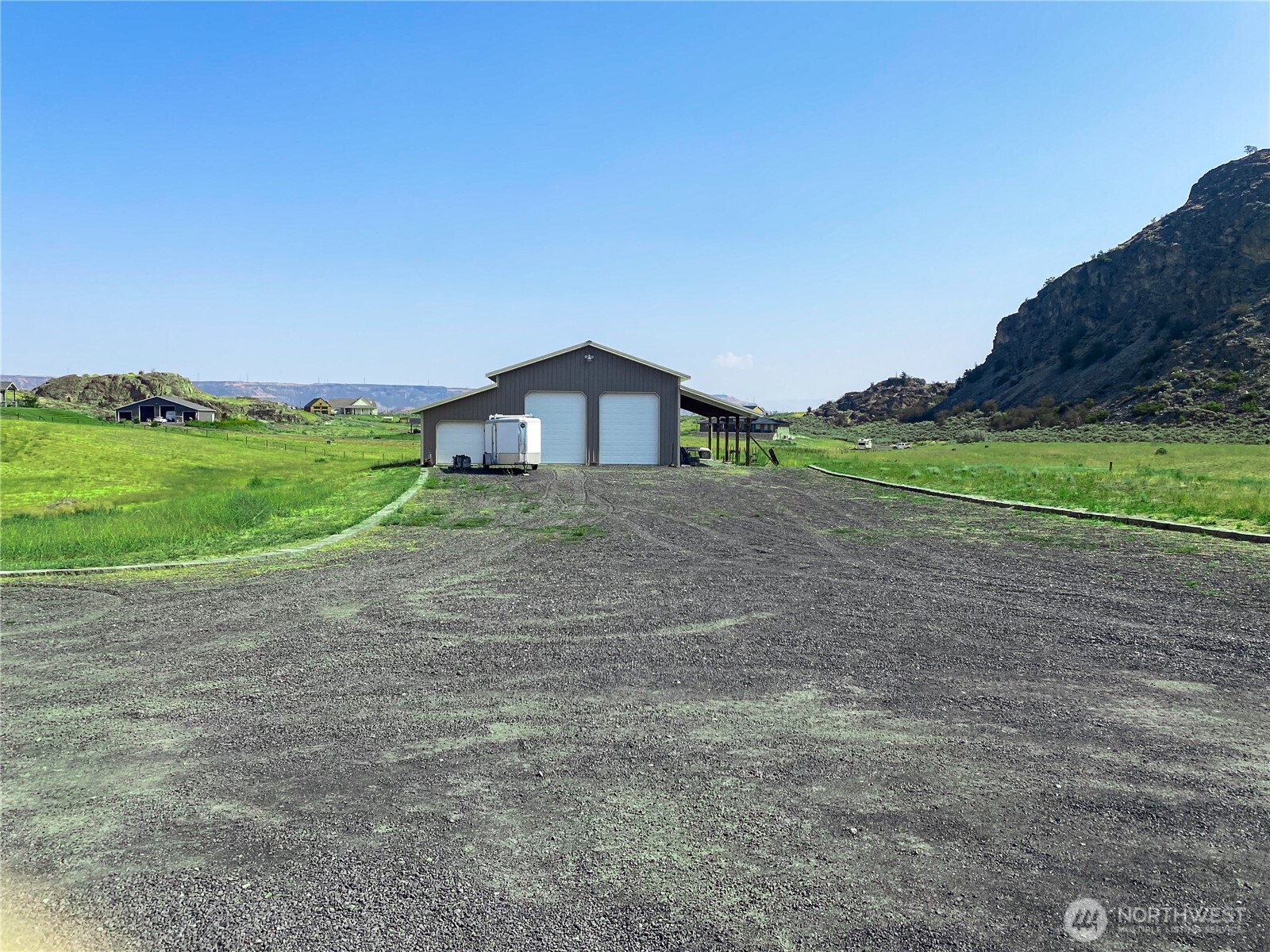 55776 Bay Area Drive Property Photo 4