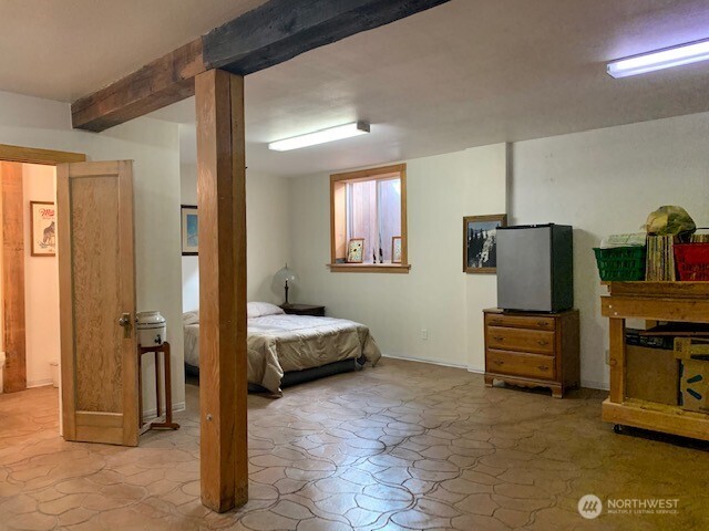 35 Low Ridge Road Property Photo 24